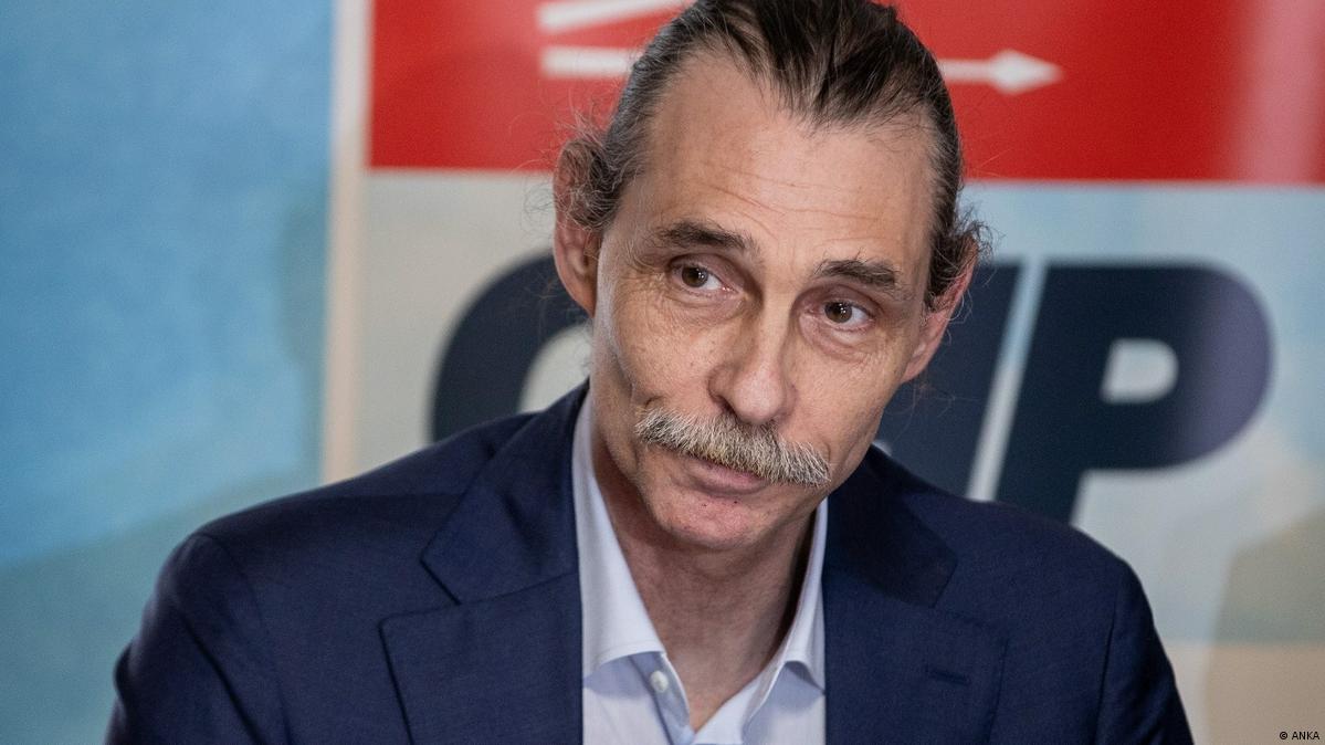 Etimesgut Belediye Başkanı Erdal Beşikçioğlu gözaltında