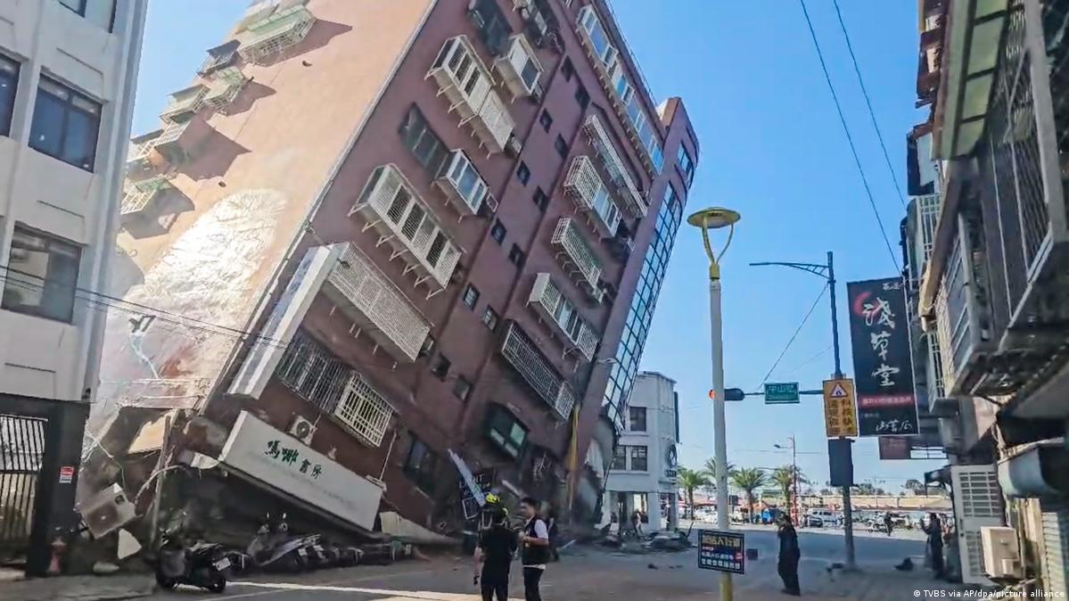 A tilted building in Taiwan