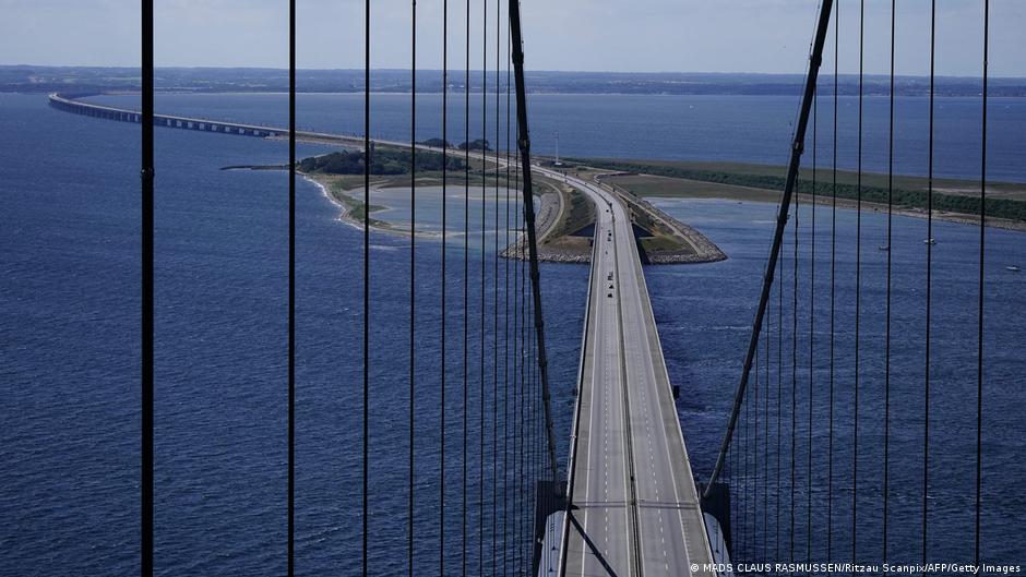 Denmark: Faulty missile launcher shuts down shipping lane – DW – 04/04/2024 - Vimarsana News