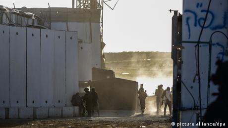Die israelische Regierung öffnet zwei Grenzübergange nach Palästina, damit leichter Hilfe nach Gaza gelangen kann (Archivbild)