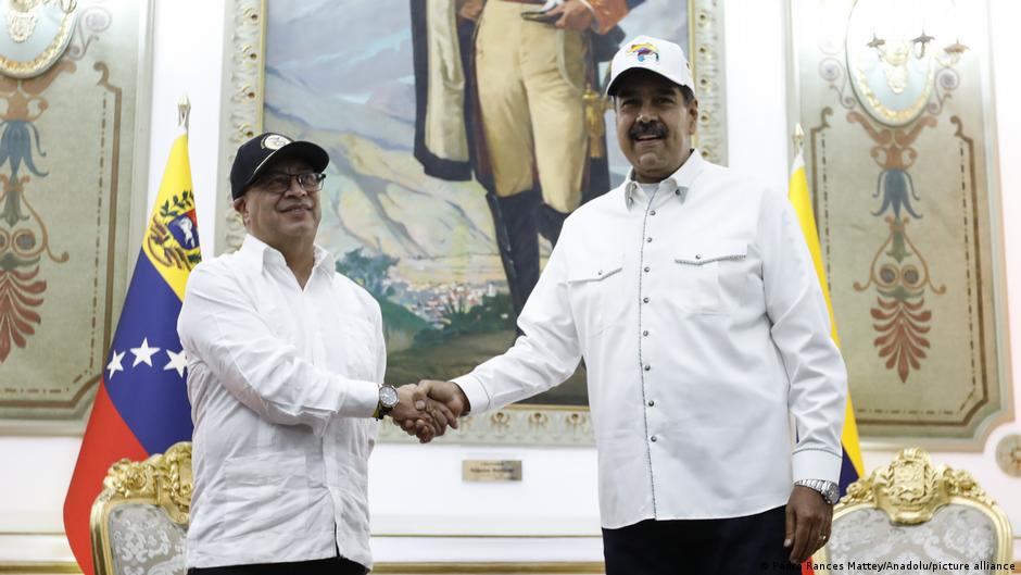 Petro Llama "Dictador" a Maduro, Pero Niega Vínculos con Narcotráfico