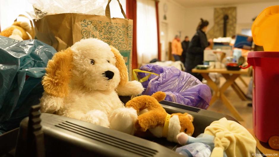 Humanitarna pomoć stiže na selo „taksijem“