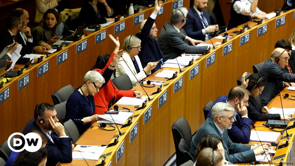 البرلمان الأوروبي يقر تعديل سياسات اللجوء المتشددة بالاتحاد