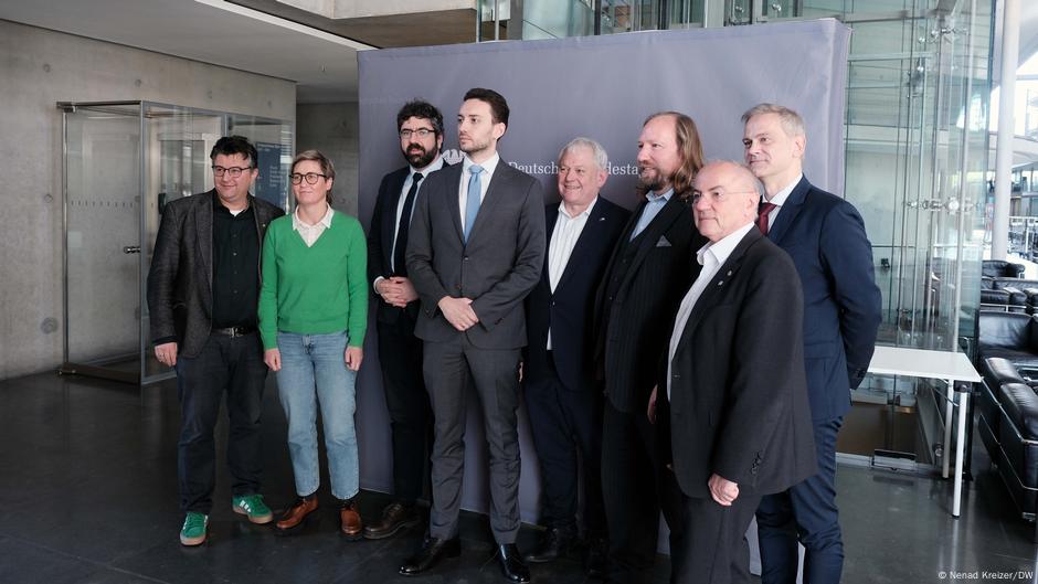 Predstavnici opozicije iz Srbije sa kolegama iz nemačke vladajuće koalicije u Bundestagu 11. aprila 2024.