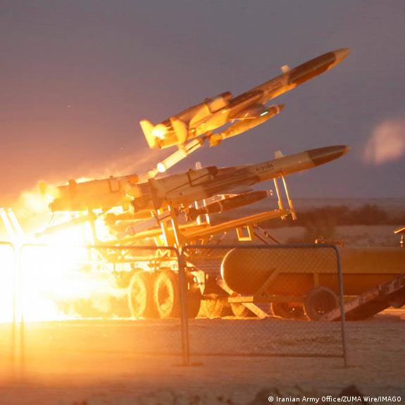 ইসরায়েলকে লক্ষ্য করে ইরানের ড্রোন ও মিসাইল হামলা