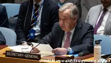 14.04.2024
United Nations Secretary-General Antonio Guterres addresses the United Nations Security Council during an emergency meeting at U.N. headquarters, Sunday, April 14, 2024. (AP Photo/Yuki Iwamura)
