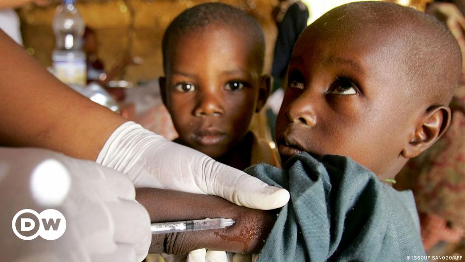 Nigeria rolls out world's first full shot against meningitis