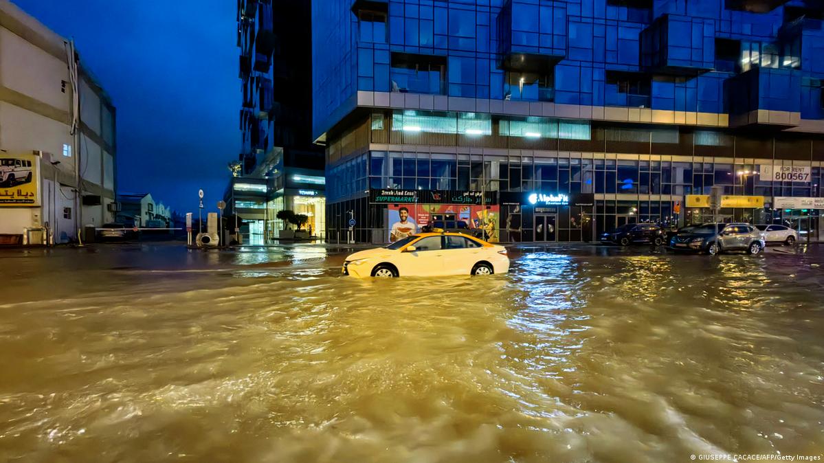 Dubai VAE | Überschwemmungen durch Starkregen