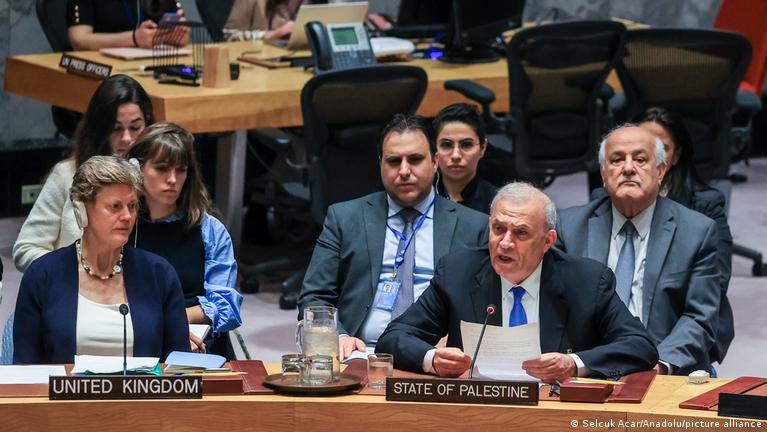 Middle East updates: US blocks UN membership for Palestine – DW – 04/19 ...