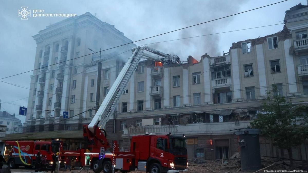 В Днепре в результате российского удара ранены семь человек – DW –  04.06.2024