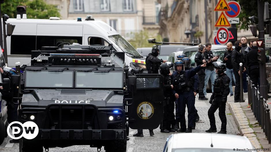 Iran consulate in Paris cordoned off over explosive threat