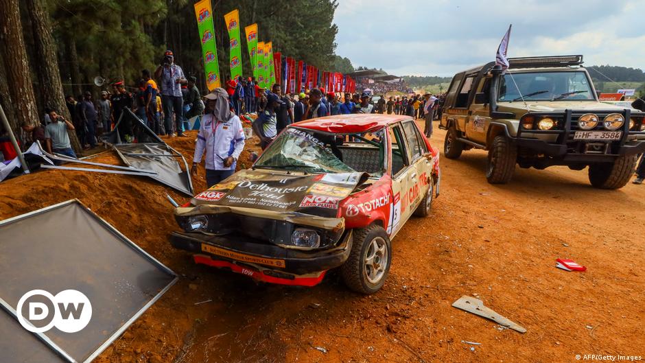 Sri Lanka: 7 dead after race car crashes into spectators – DW (English)
