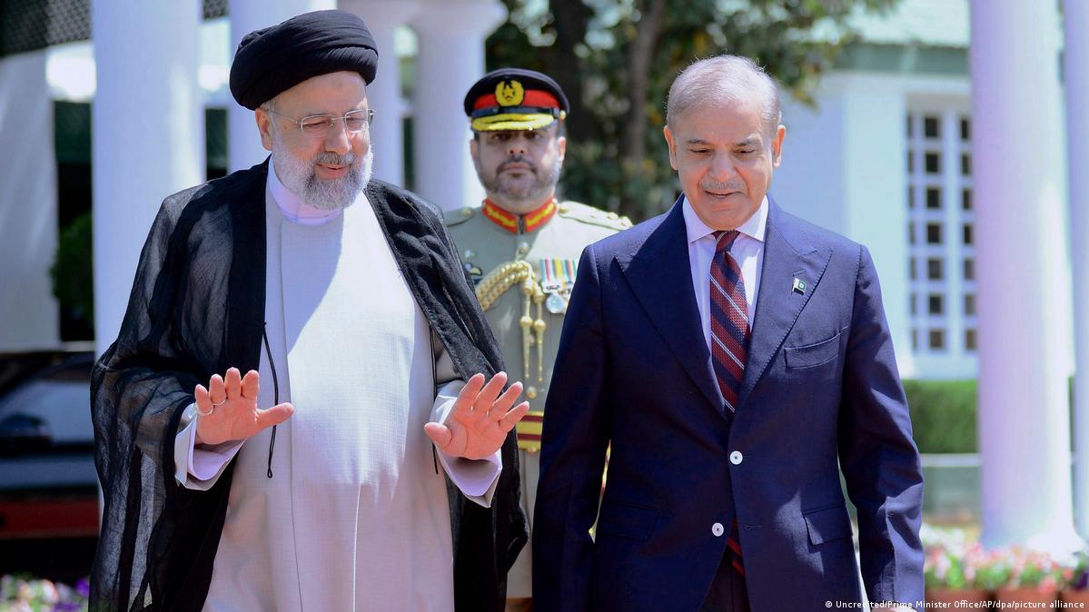 Pakistan M Rais Iran's president woos Pakistani premier amid Israel tensions