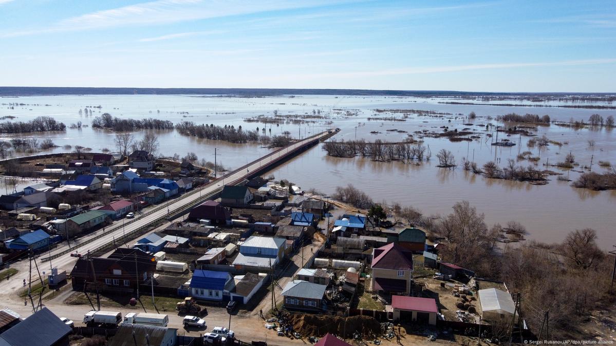 Уровень воды в Ишиме превысил исторический максимум – DW – 22.04.2024