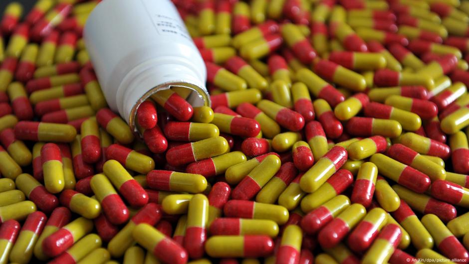 US: Trump's new tariffs to target drugs, furniture, trucks – DW – 09/26/2025
