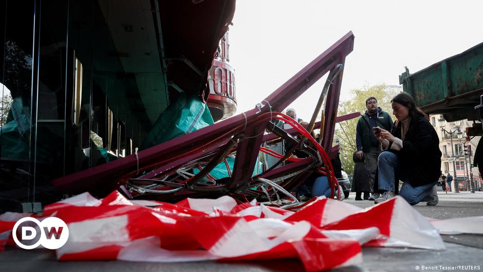 Колапс сечива млина Мулен Руж у Паризу – ДВ – 25.04.2024.