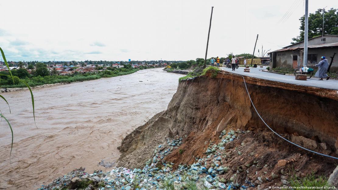 The aftermatg of a landslide on a river shore due to flash floods caused by ongoing heavy rains on the outskirts of Dar es Salaam, Tanzania