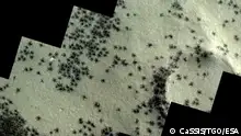Imagem mostra formas de aranha na superfície de Marte