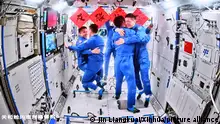 La Shenzhou-18 se acopla con éxito a estación espacial china