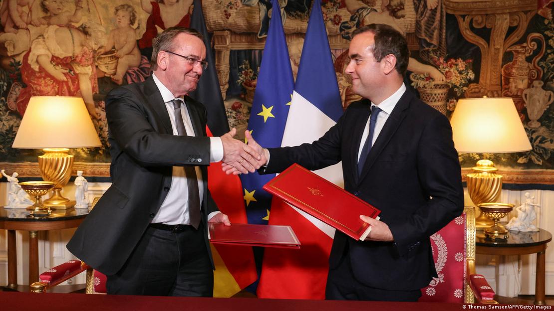 Projekti gjermano francez i tankut të ri ecën përpara - Ministri gjerman i Mbrojtjes, Boris Pistorius shtrëngon duart me homologun francez, Sébastien Lecornu