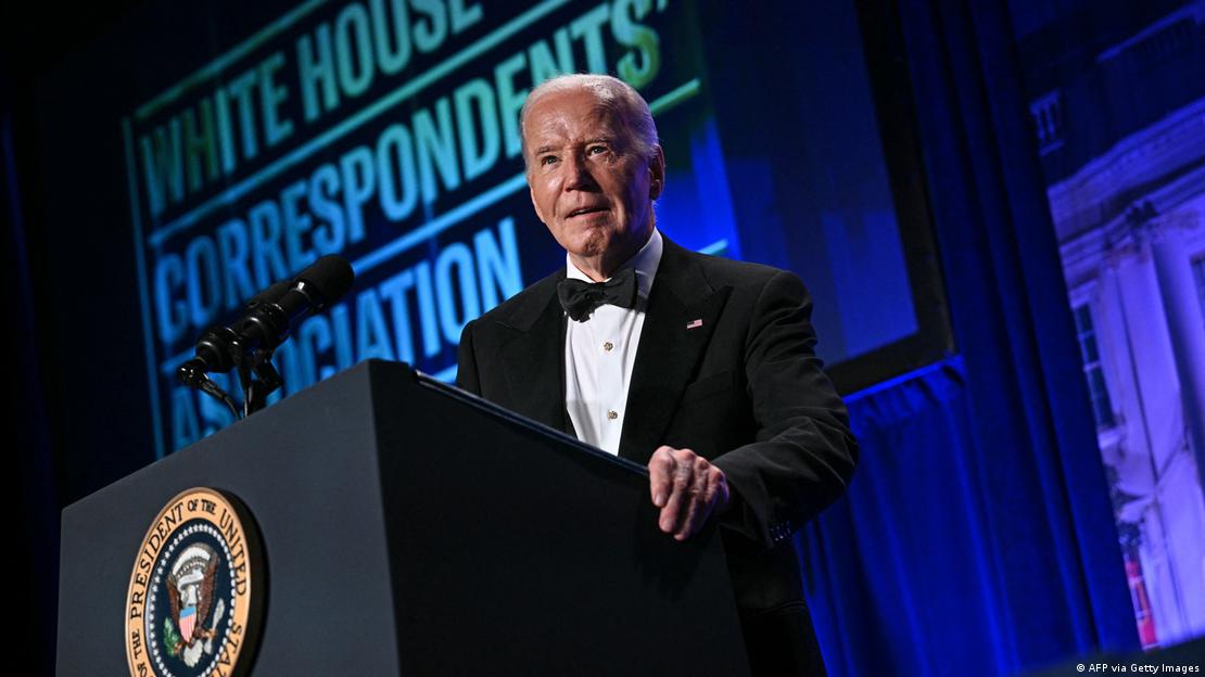 Ο Τζο Μπάιντεν στην τελευταία του εμφάνιση σε δείπνο της WHCA Ο Τζο Μπάιντεν στην τελευταία του εμφάνιση σε δείπνο της WHCA