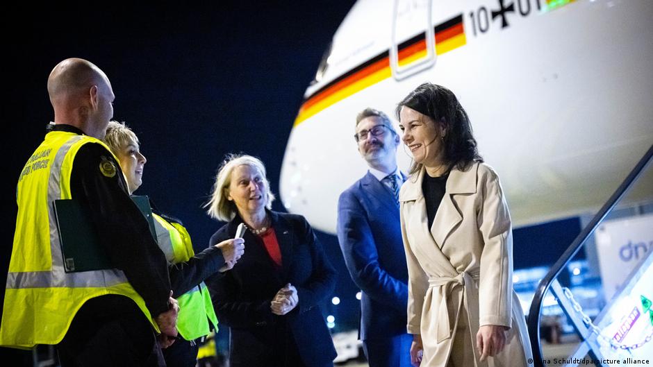 Germany's foreign minister reaches Australia — finally – DW – 05/02/2024 - Vimarsana News