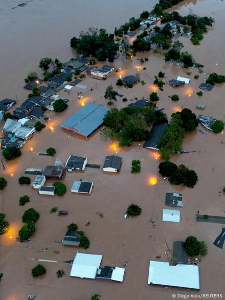 Casi 70.000 desalojados por intensas lluvias en Brasil – DW – 05/05/2024