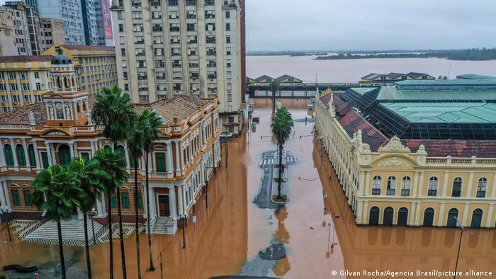 Guaíba tem maior cheia já registrada após chuvas no RS