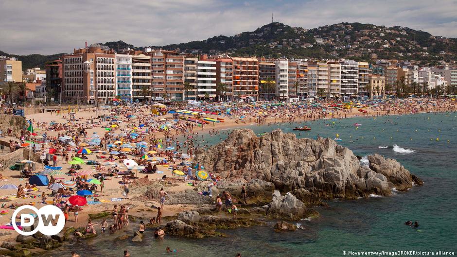 España se enfrenta al dilema entre sequía y turismo – DW – 20/05/2024