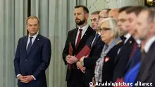Premiê Donald Tusk e membros de seu gabinete