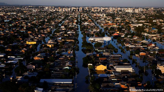 "Não tem mais volta", diz Nobre sobre catástrofes climáticas