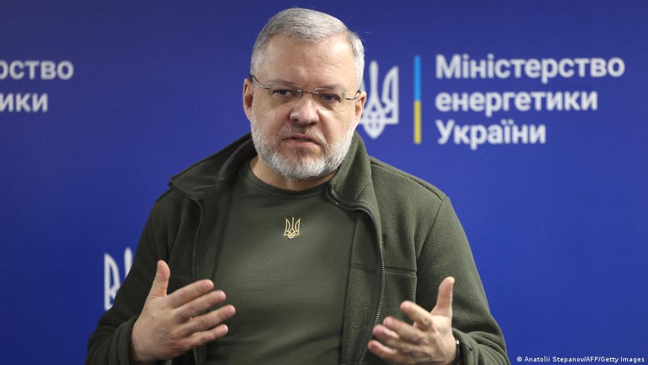 Ucrania aparta al ministro de Justicia por corrupción – DW – 12/11/2025