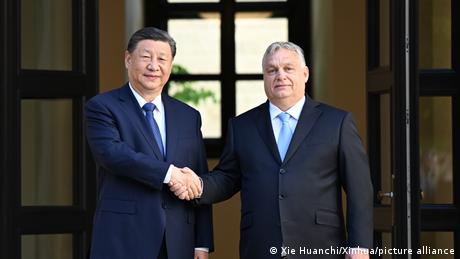 Während Xi Jinpings Ungarn-Besuch wurden 18 Abkommen unterzeichnet. 