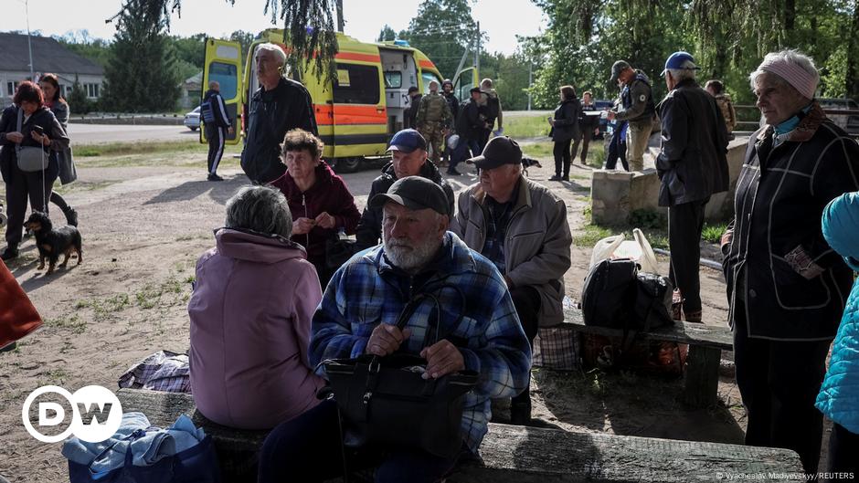 Ukraine updates: Hundreds evacuated from Kharkiv following Russia's attack