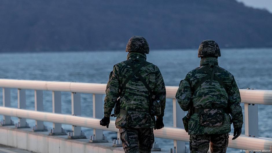 Corea del Sur hace disparos de advertencia a navío del Norte