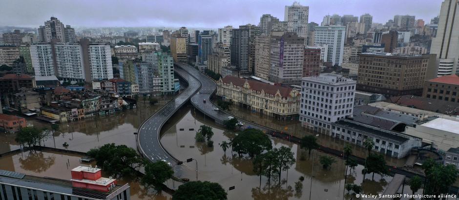 Eventos climáticos intensos, como as enchentes no Rio Grande do Sul no ano passado, devem se tornar mais frequentes 