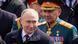 Putin e, atrás dele, Shoigu em uniforme militar