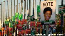 16.05.2024+++ An array of election posters from various political parties are displayed on poles in Pretoria, South Africa, Thursday, May 16, 2024. (AP Photo/Themba Hadebe)
