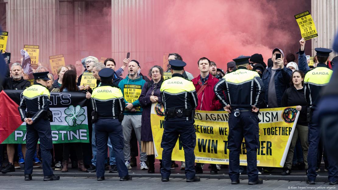 Protestë kundër emigrantëve në Irlandë