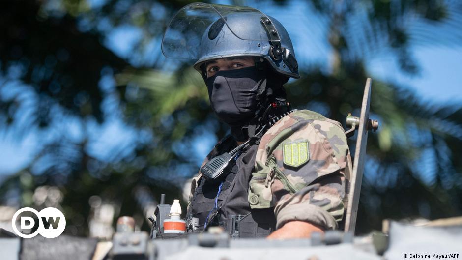 French marines, gendarmes deployed amid New Caledonia unrest