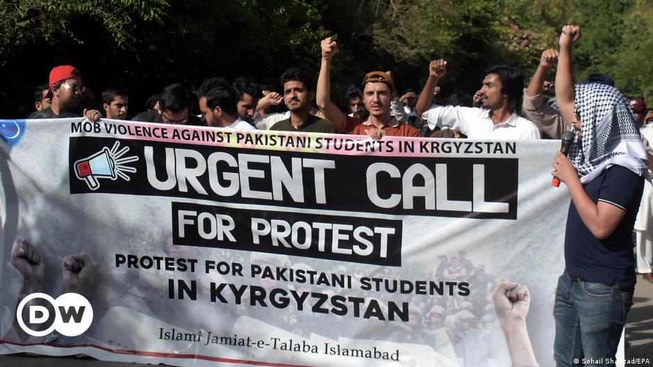 باكستان والهند تحثان مواطني قيرغيزستان على البقاء في منازلهم – DW – 18/05/2024