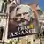Plakat mit einem Foto von Julian Assange und der Aufschrift "Free Assange", aufgenommen in London