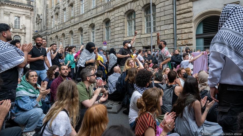 Propalestinski protesti na Humboltovom univerzitetu u Berlinu