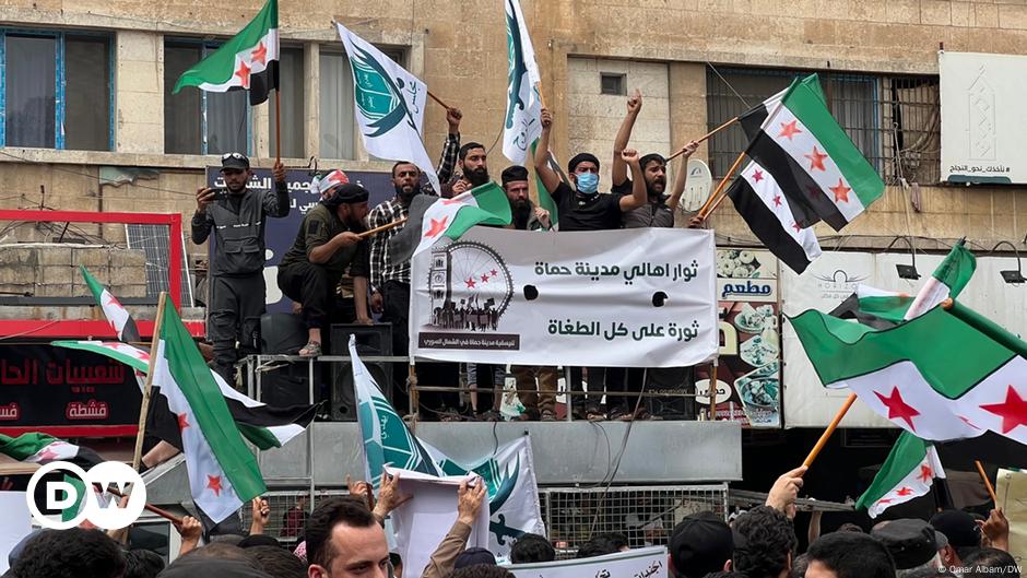 Syrian protesters rise up against Islamists in Idlib – DW – 05/25/2024