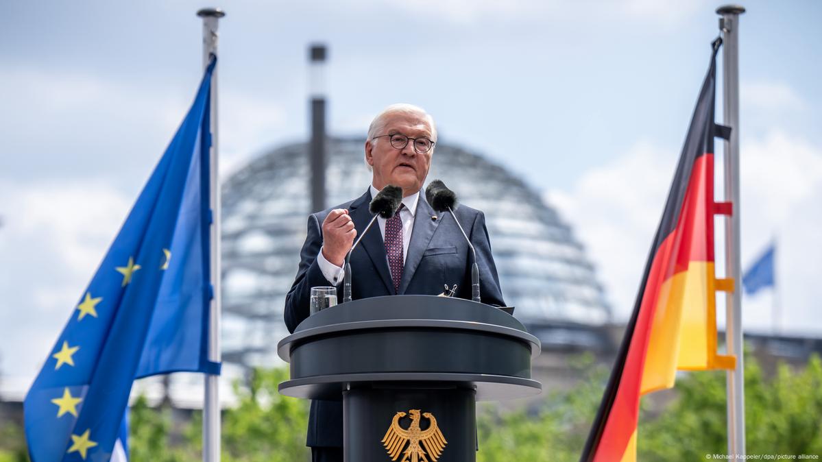 German president warns democracy faces new challenges – DW – 05/23/2024