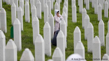 UN-Resolution zum Völkermord von Srebrenica: Genugtuung und Empörung