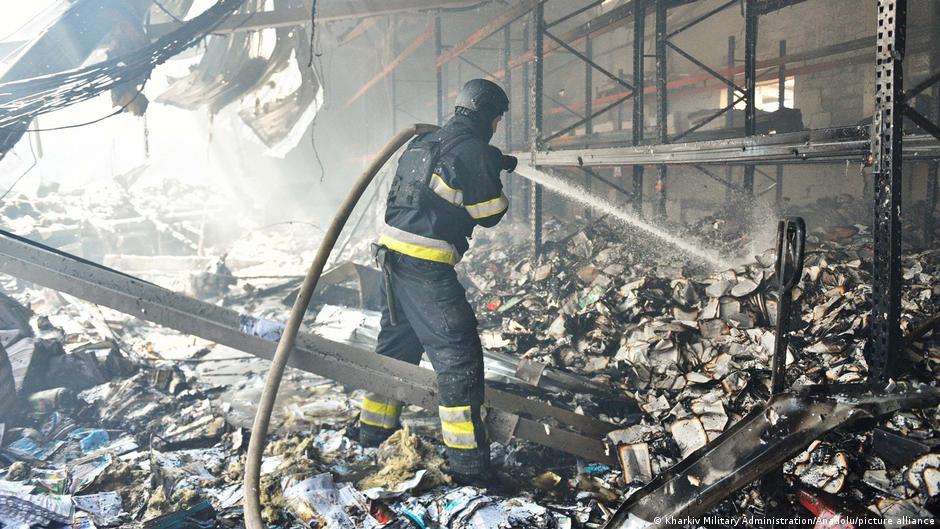 Мільйон спалених підручників: як вчитимуться українські учні?
