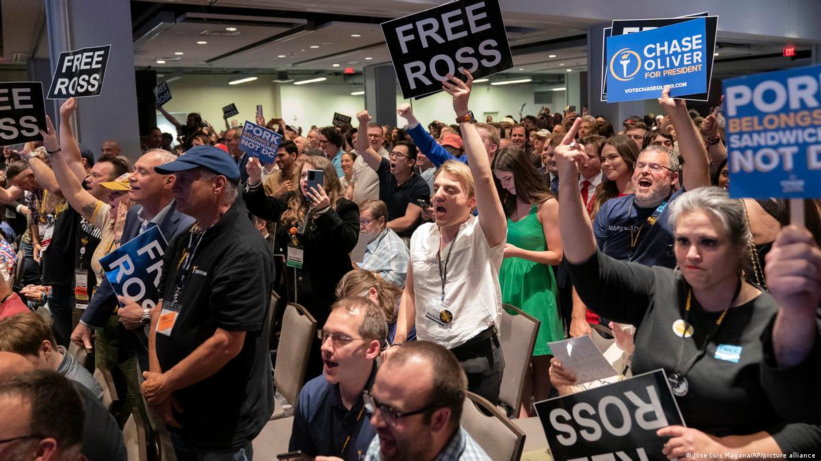 Trump abucheado al tratar de conquistar votos de libertarios