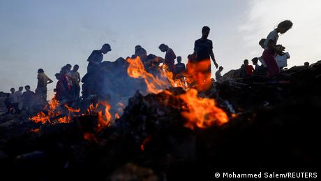 Nach einem israelischen Luftangriff in Rafah kamen mindestens 15 Menschen ums Leben.