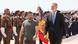 Una guardia de honor recibe al presidente ucraniano. Una guardia de honor recibe al presidente ucraniano.